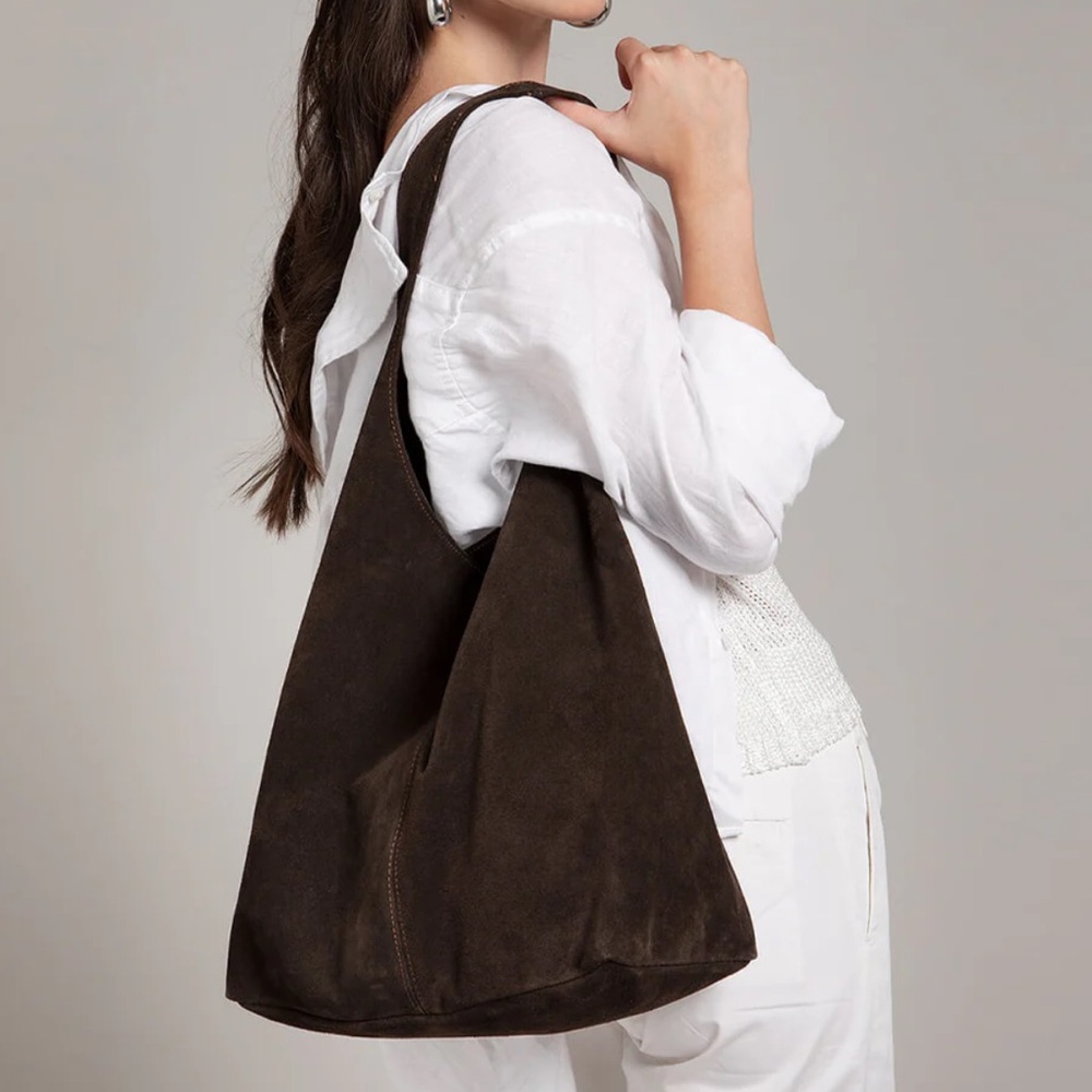 MADE IN ITALY Elegant Suede Tote Bag